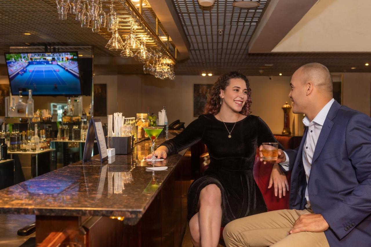 Casa Andina Premium Miraflores Lima Exterior foto The bar at the 2019 National Restaurant Show