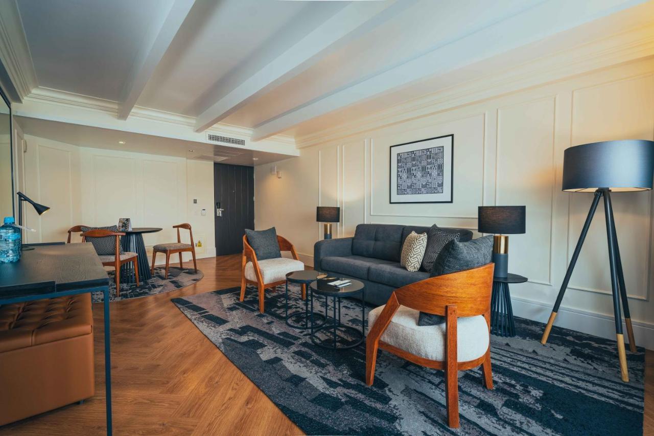 Casa Andina Premium Miraflores Lima Exterior foto A suite at the hotel