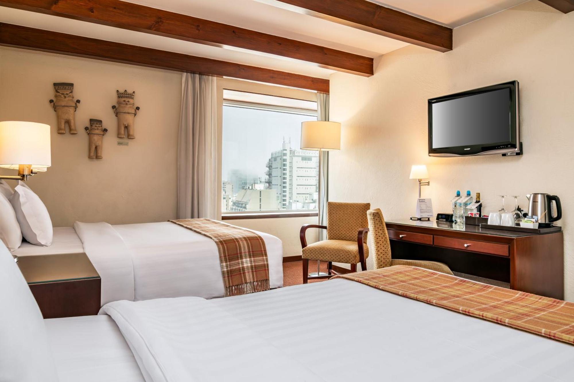 Casa Andina Premium Miraflores Lima Exterior foto A room at the hotel